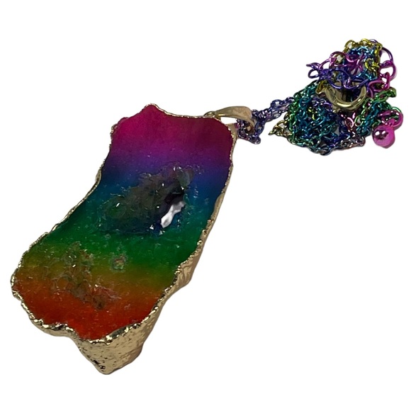 Rainbow Agate Pendant wrapped in gold on rainbow metal chain NEW - Picture 2 of 11